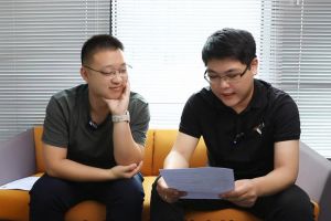 平博（中国）人力资源HR点评：年薪百万的简历