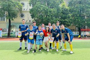 “足”够精彩！平博（中国）集团“足”梦大龙街首届五人制男子公益足球赛
